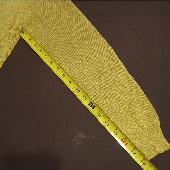 American Design First Issue Sweater - Med (0314) - Picture 3 of 7